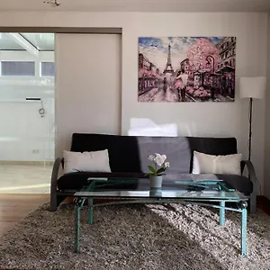 Luxus Im Eigenen Ferienhaus, 120 Qm, Naehe Regensburg Mit Balkon, Terrasse & Garten, Gute Zuganbindung Laber