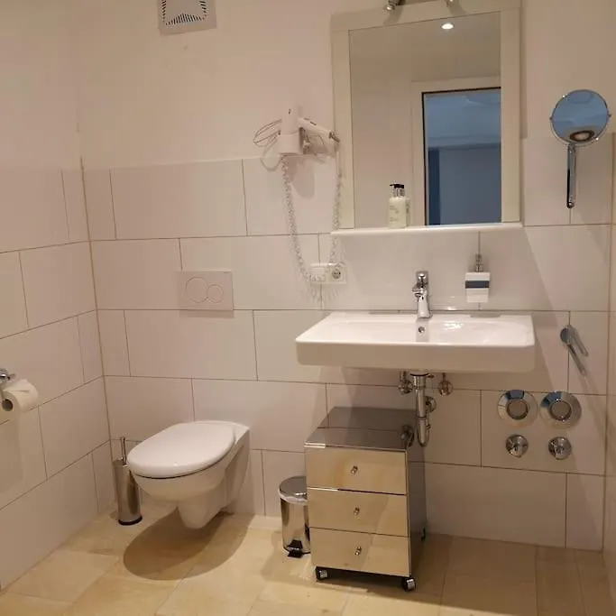 Apartment Gutshof Ferienwohnung In Seenaehe Diessen am Ammersee