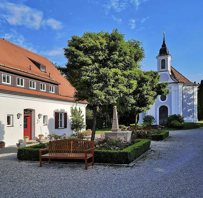 Gutshof Ferienwohnung In Seenaehe Diessen am Ammersee Apartment